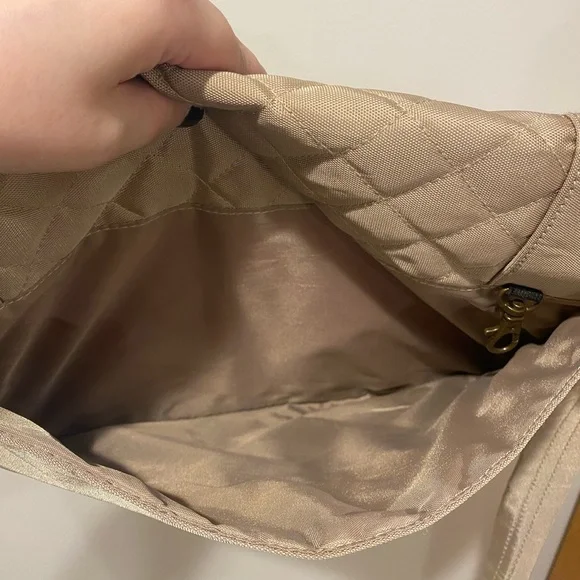 NWOT Travelon Anti Theft Quilted Bag with RFID Wallet - Picture 11 of 14